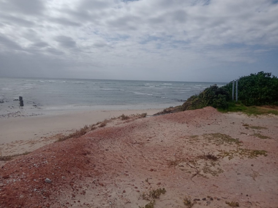 Commercial Property for Sale in Paradise Beach Eastern Cape
